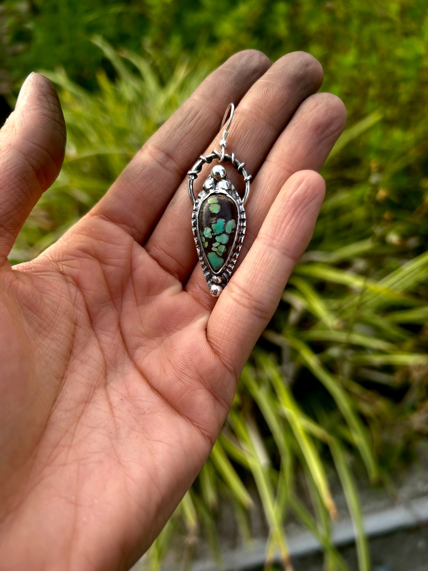 Boucles d'oreilles dépareillées