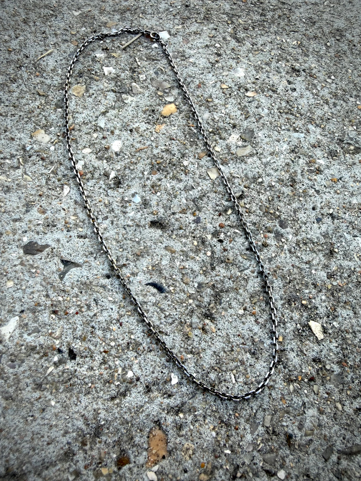 Chaîne { Fine }