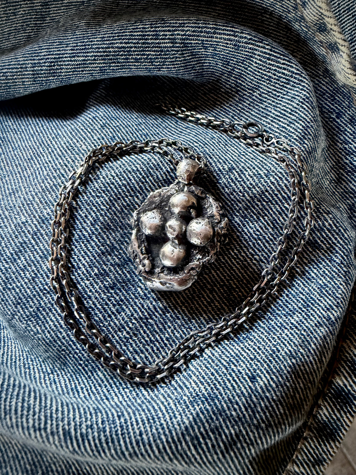 Pendentif { Trélys }